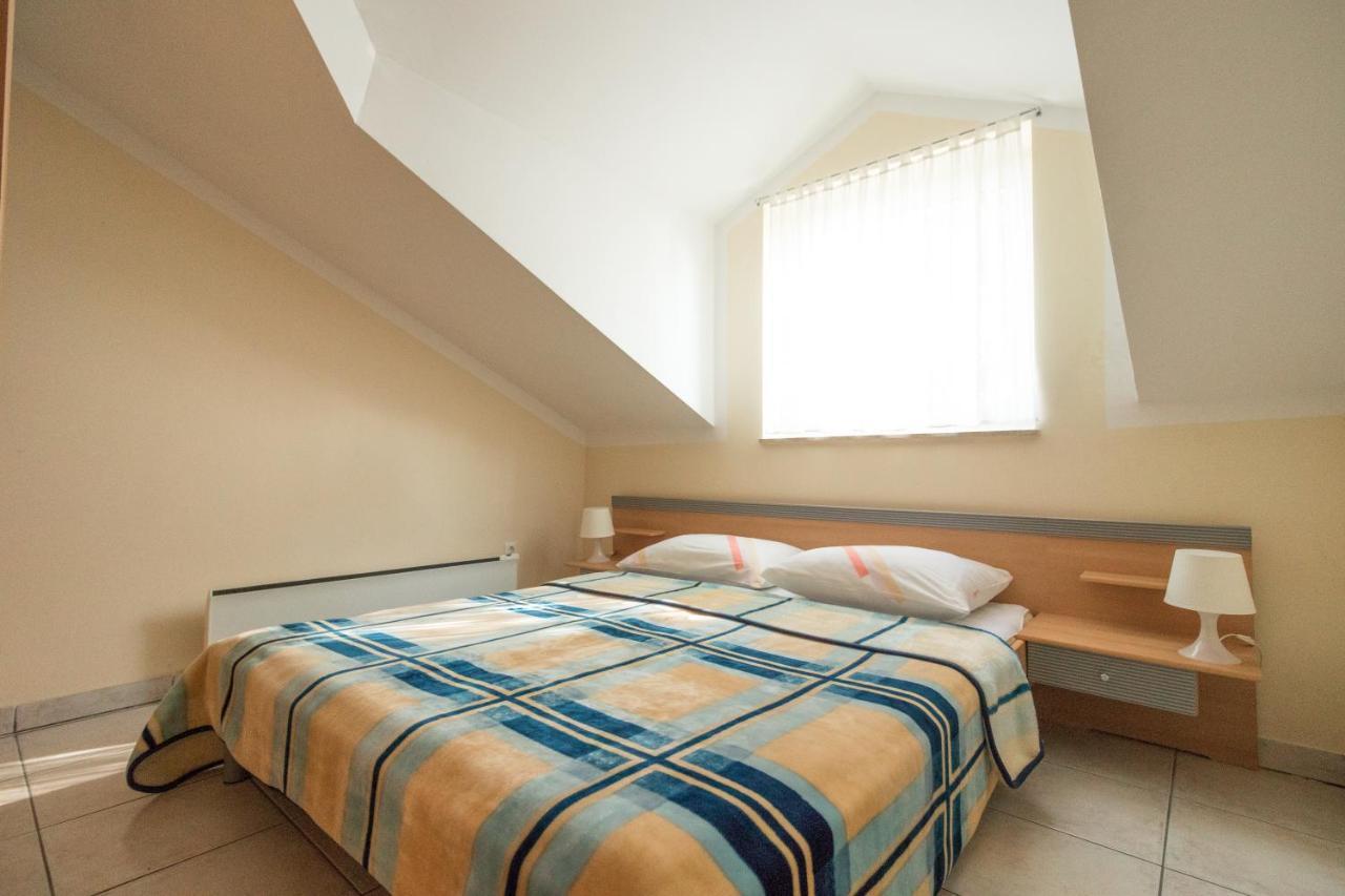 Apartman Nena Turanj Exterior photo