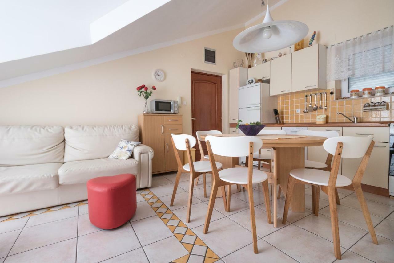 Apartman Nena Turanj Exterior photo