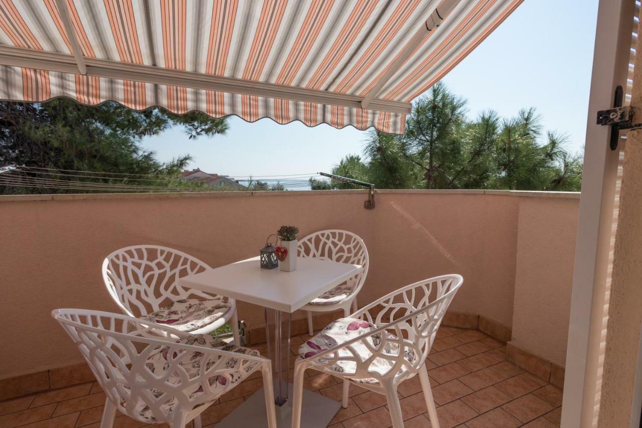 Apartman Nena Turanj Exterior photo